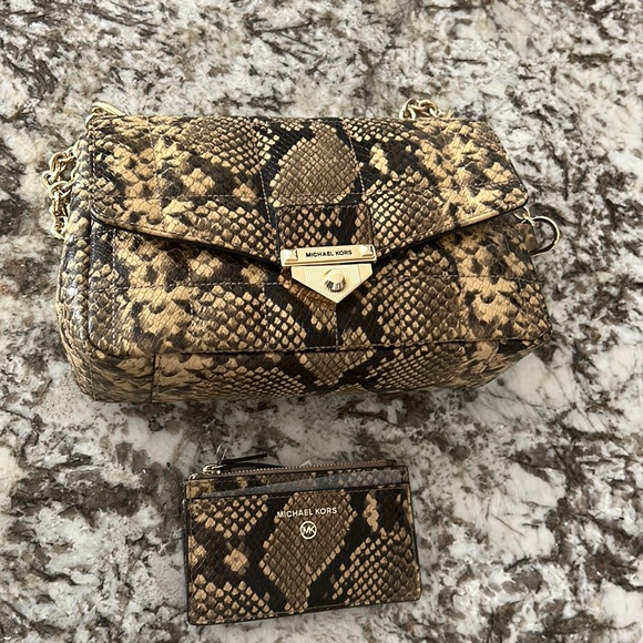 Michael Kors Purse - Picture 1 of 5